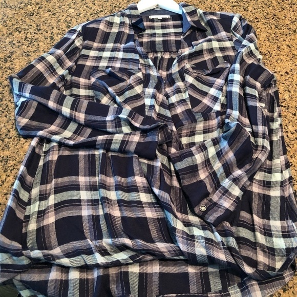 Willow & Clay Women’s Plaid Crossover Shirt Sz M - Picture 15 of 16